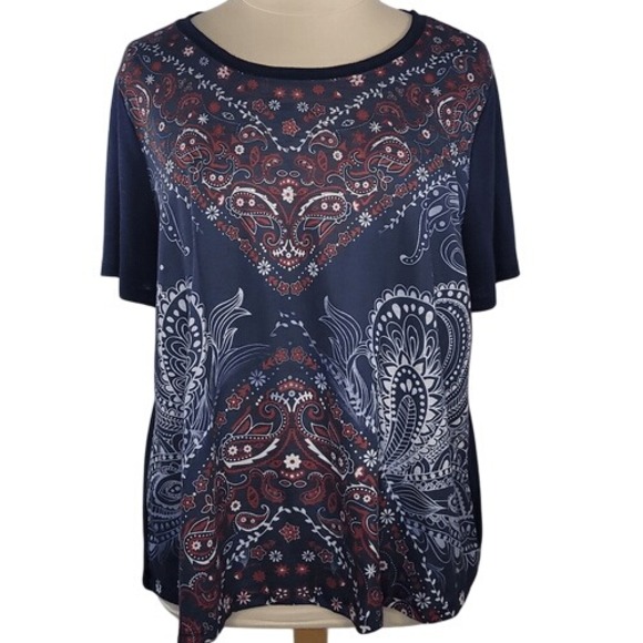 Kim Rogers Tops - Kim Rogers Navy Blue Floral Embellished Top‎
